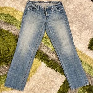 Perfectly worn in Vintage JCREW jeans! 💜